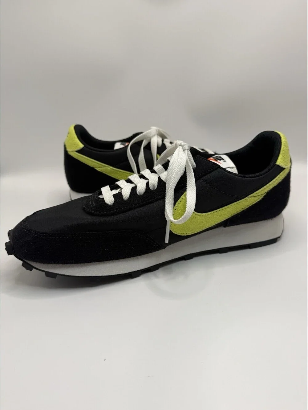 Nike Day Break SP Black Limelight Casual Shoes DA0824-001 Men's Size 9.5 US NWOB